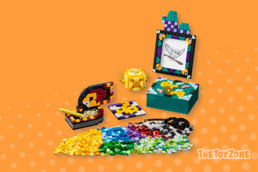 42 LEGO DOTS Hogwarts Desktop Kit 41811